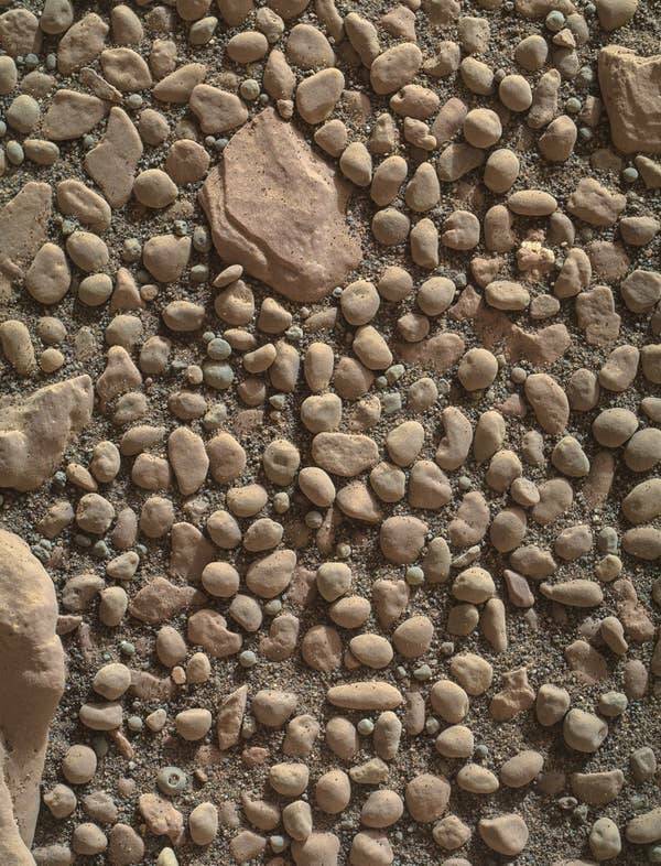 fascinating photos - mars river pebbles