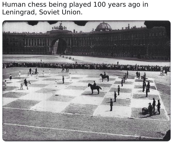 Historical pictures - human chess game 1924 - Human chess being played 100 years ago in Leningrad, Soviet Union.
