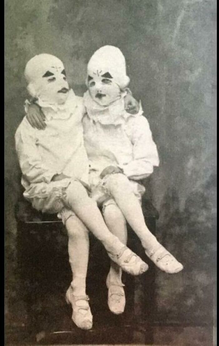 wtf pics from history - miss peregrine's home for peculiar children real life