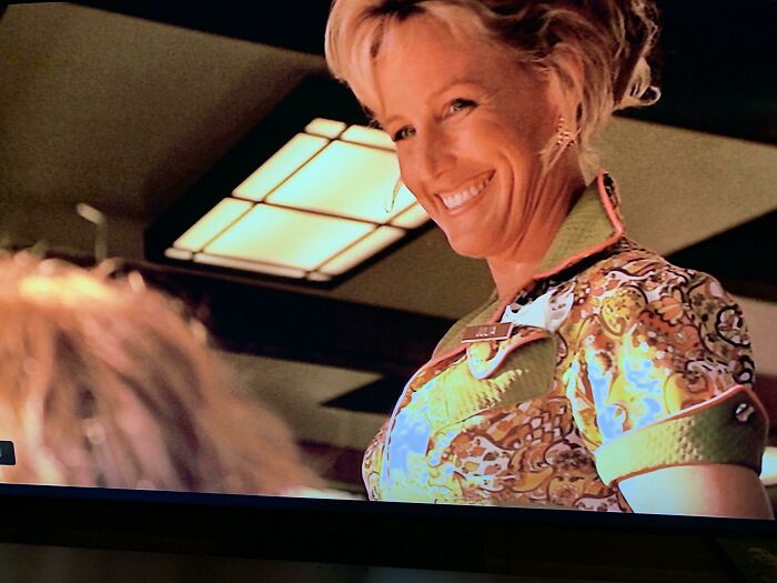 interesting facts in movies - erin brockovich julia the waitress