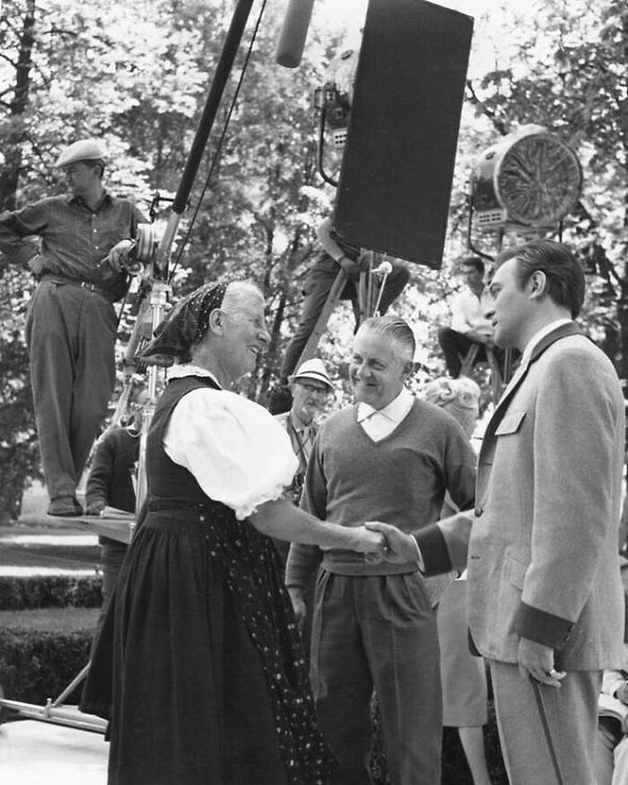 The Real Maria Von Trapp Visiting Director Robert Wise And Christopher Plummer On The Set Of The Sound Of Music, 1965. When Maria Met Christopher, She Exclaimed: "You’re Much More Handsome Than My Real Husband!"