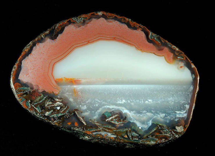 “The cross-section of this agate is like looking out onto the ocean.”
