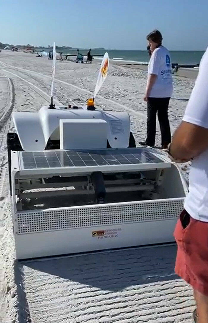 "Beach Cleaning Robot Designed To Pick Up Small Pieces Of Garbage Hidden Beneath The Sand!"
