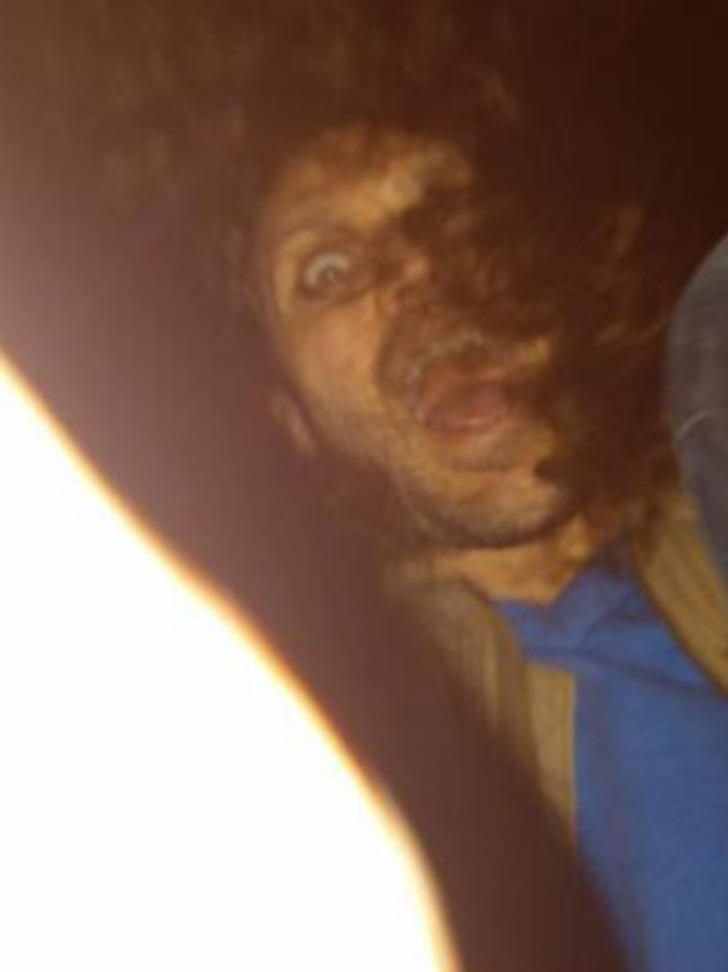 “My friend’s phone fell and broke last night. This was the last picture it took as it hit the ground.”