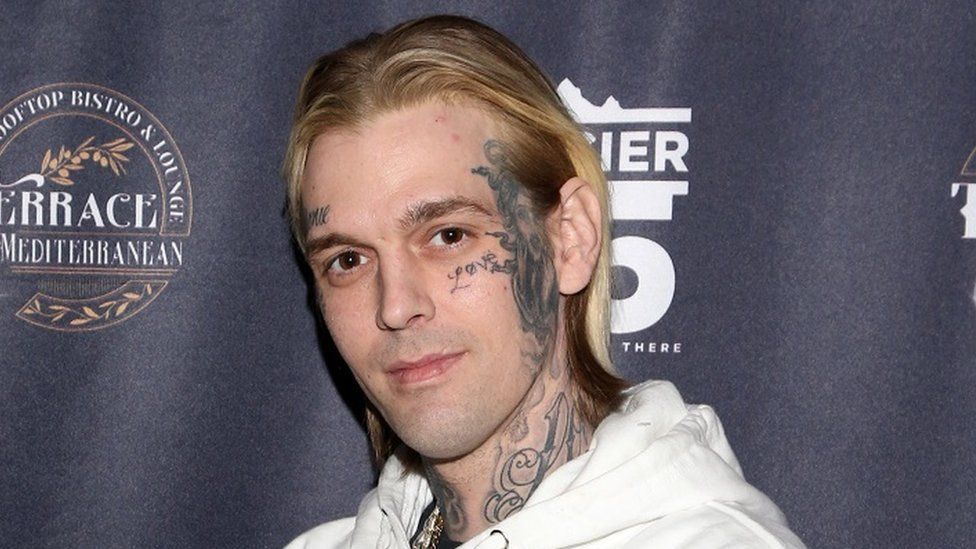 celebs who died in 2022 - aaron carter - Softop, Bistro & Loun Errace Mediterranean Ier There 1