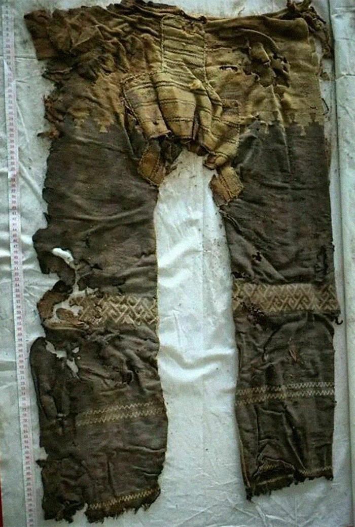 3,000 Year Old Pair Of Pants Found In China.⁣ ⁣ The Pants Were Discovered In A Tomb In Northwestern China