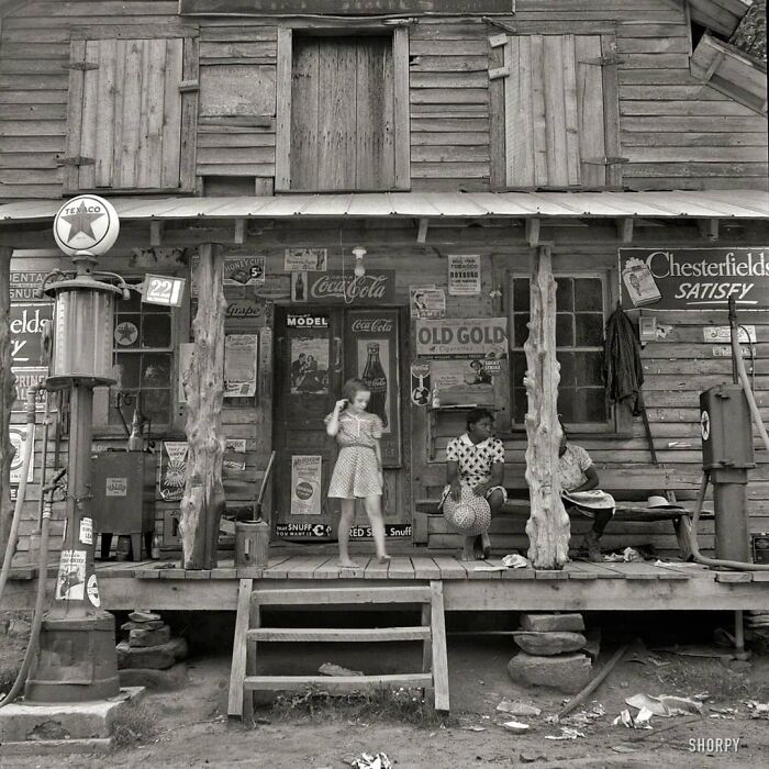 Country Store, North Carolina 1939.