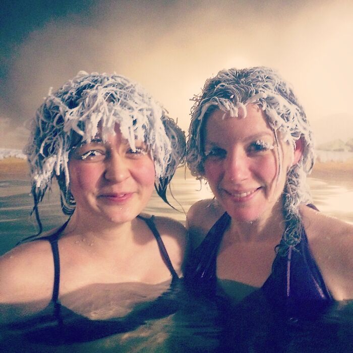 This Is What Happens When You Go Swimming In An Outdoor Pool At -40°c