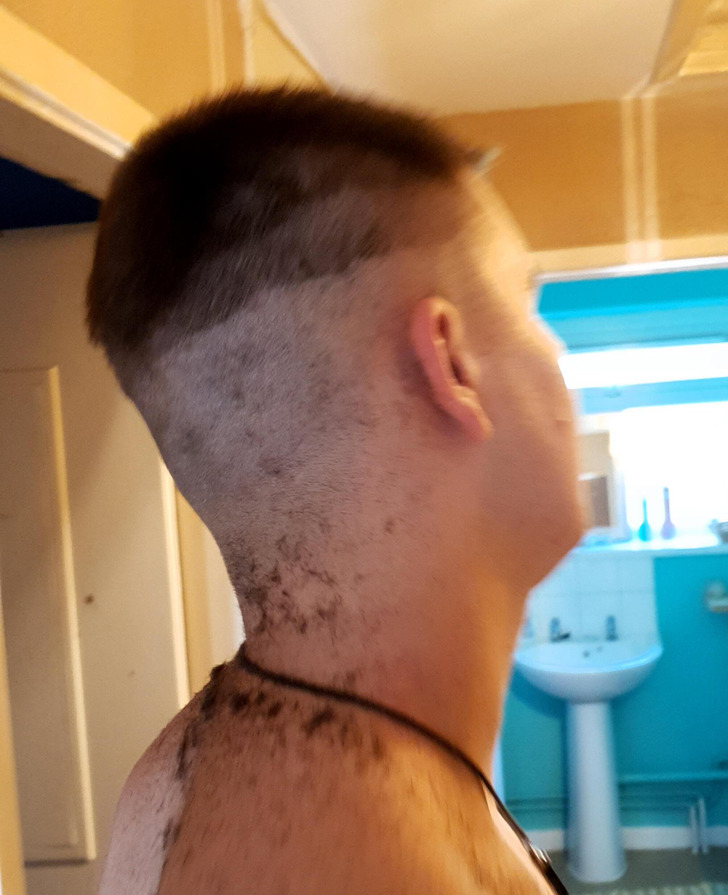 ’’I let my friend cut my hair...’’