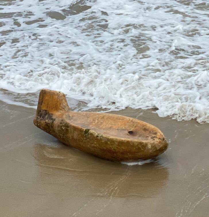 “This washed up on the beach. It’s very heavy but seems to barely float. It’s about 3-4 feet long and looks like fiberglass on the outside, but not completely sure.”

“It is an outrigger for trolling. You attach a long line to it, carrying it away from the side of the boat so you can put out 2 long lines at once. Used for tuna and swordfish in the gulf stream.”