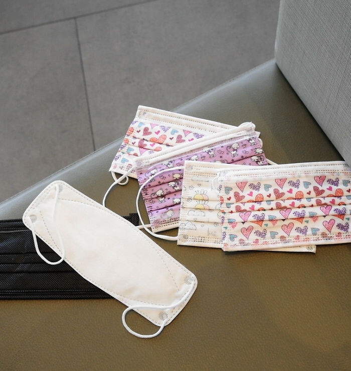 32 Bizarre Historical Facts.