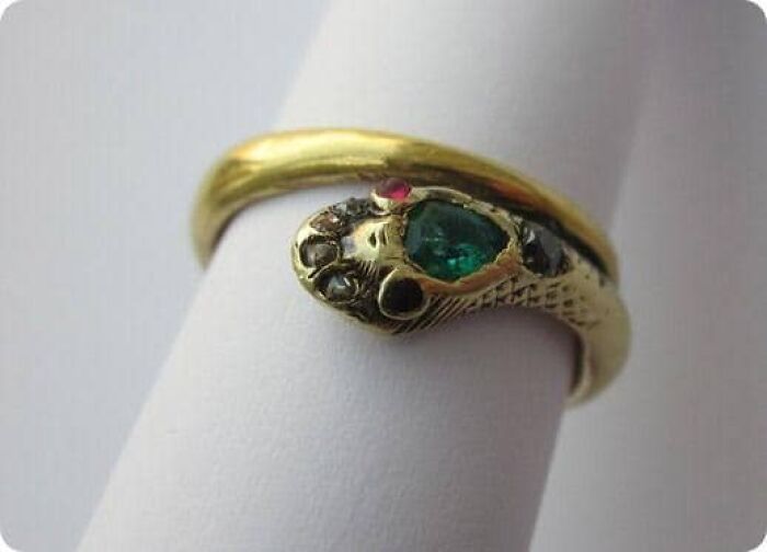 Queen Victoria's Engagement Ring