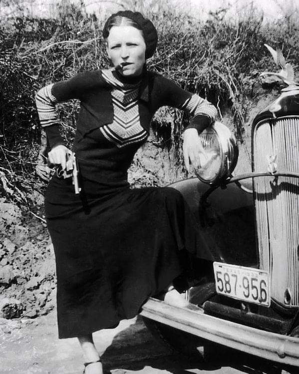 Bonnie Elizabeth Parker (Bonnie and Clyde)