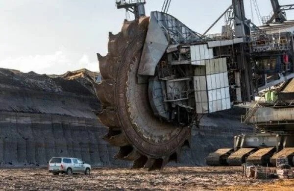absolute unit sized things - bagger 293