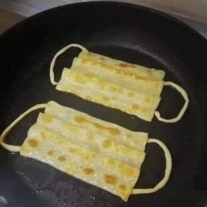 37 Random Pics That Make Little Sense.