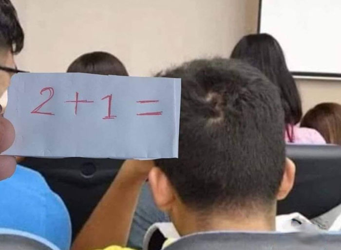 37 Random Pics That Make Little Sense.