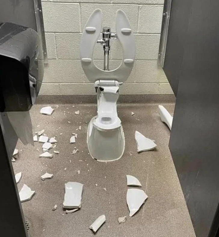 “Wanted to use the bathroom, might as well use a trashcan.”