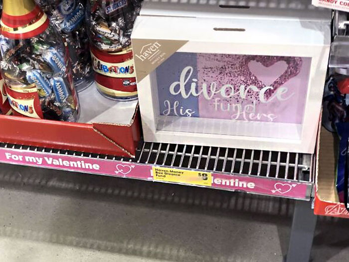 Valentine's Day fails - vehicle - Ons Boing Ounty Nads haven Mines For Lebations For my Valentine S divorc His funders Hoven Money Box Divo lentine cor