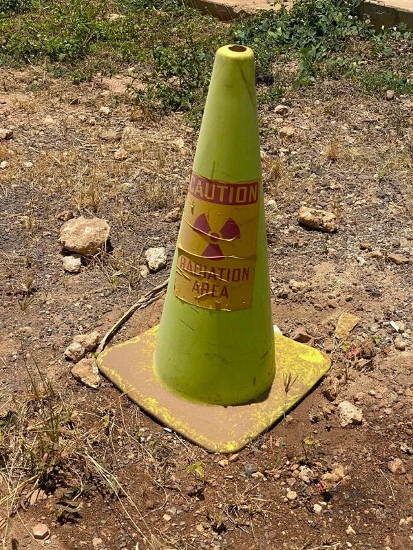 construction fails and facepalms - cone - Aution Bariation Area