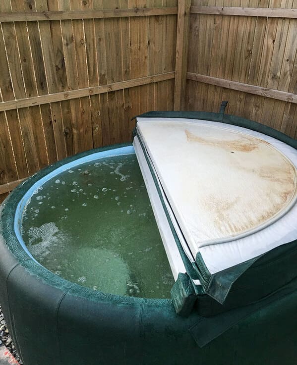 “The Main Reason I Rented This Airbnb Was Because Of The Hot Tub. However, It Was Dirty, And The Smell Was Terrible”