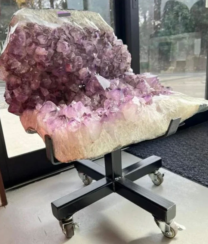 194-Pound Unpolished Amethyst Crystal Office Chair