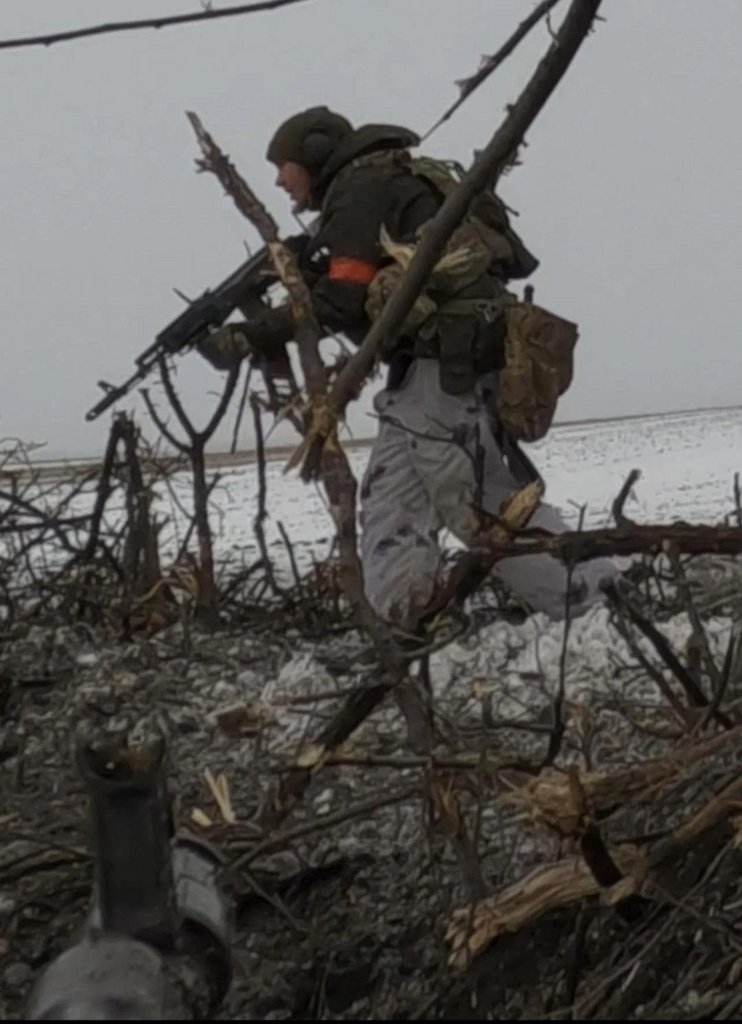 predator ukraine trench