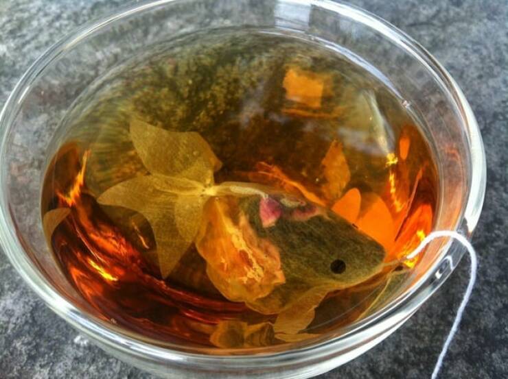 "Goldfish-Shaped Tea Bag"