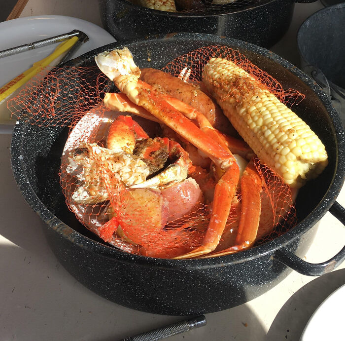 I won a year supply of crab for camping in line at the grand opening of a Joe's crab shack. it rained all night. You should have seen my f*****g face when I found out a "Year Supply" means one snow crab meal per month for a year.