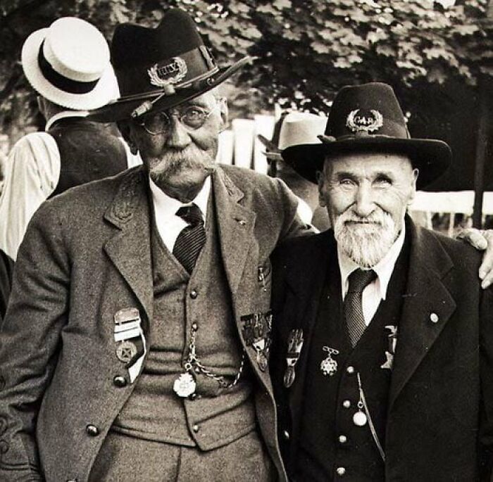 fascinating historical photos - gettysburg 75th anniversary reunion - Cab