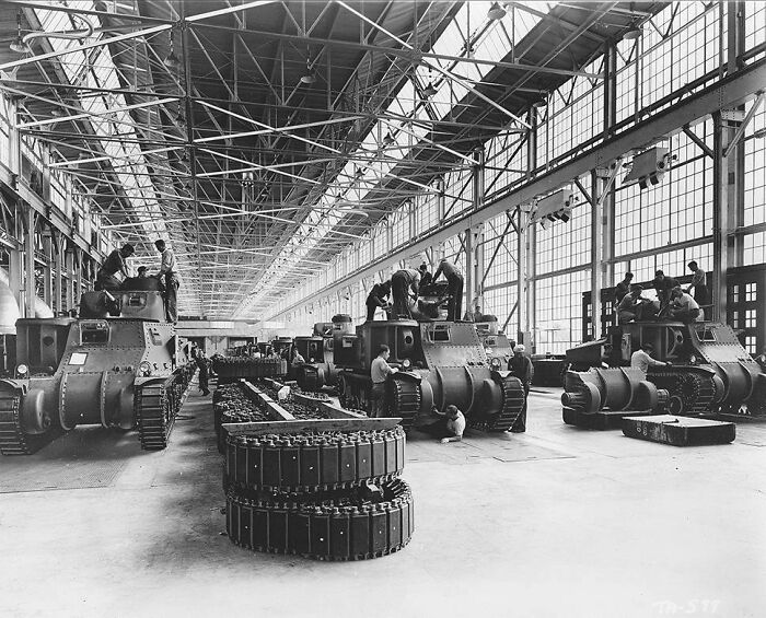 Pictured Above Are Men Working On M3 Lee Tanks At The Detroit Arsenal Plant In Michigan, United States. Date Is Unknown