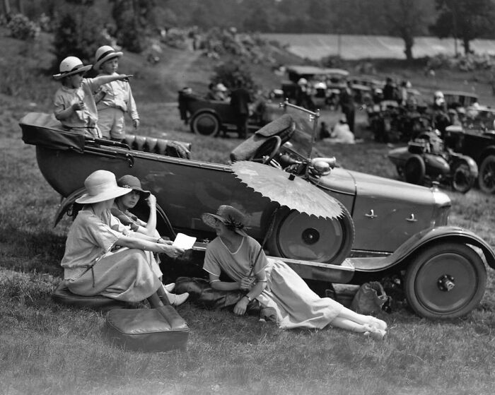 People Relaxing In The Sunshine During June Of 1922