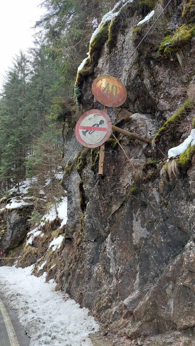 "It's forbidden to honk your horn in this mountain pass in order to avoid an avalanche."