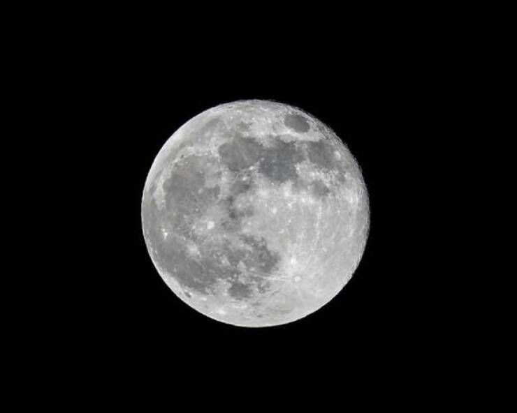 This is what the moon looks like in the northern hemisphere...0