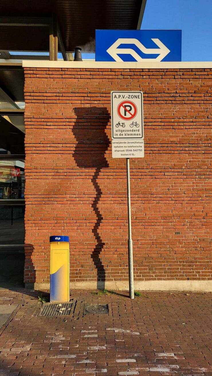 “Zig zagged bricks making a zig zagged shadow.”