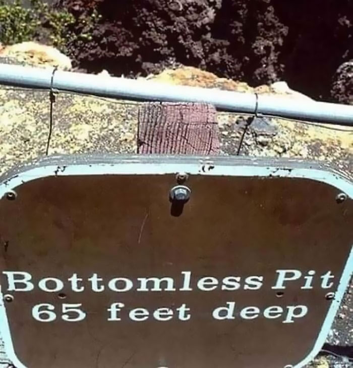 30 Funny And Stupid Signs.