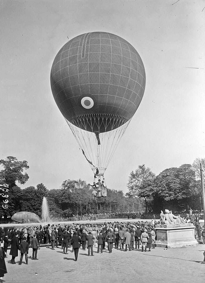 pictures from history - hot air balloon