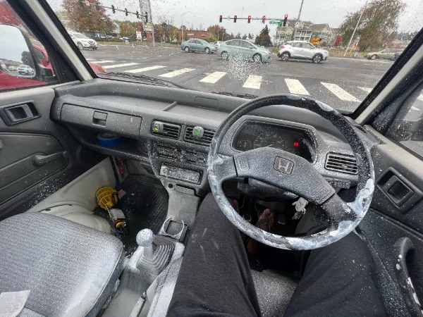 “Spray Paint Bottle EXPLODED inside my Honda Acty Kei Van.”