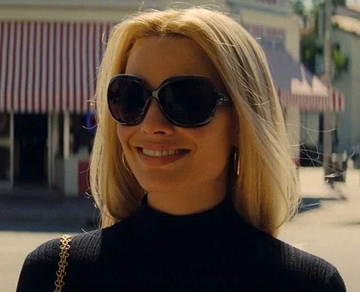 Once Upon a Time in Hollywood. The majority of the characters in the movie wear anti-reflective lenses, which were not commonly used until the 1980s, and the quality of the coatings was subpar at the time. As a result, it would have been impossible for Sharon Tate to have worn glasses with this type of coating in 1969.