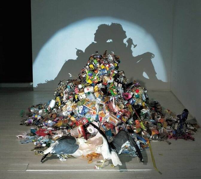 awesome designs by clever people - shadow sculpture tim noble and sue webster
