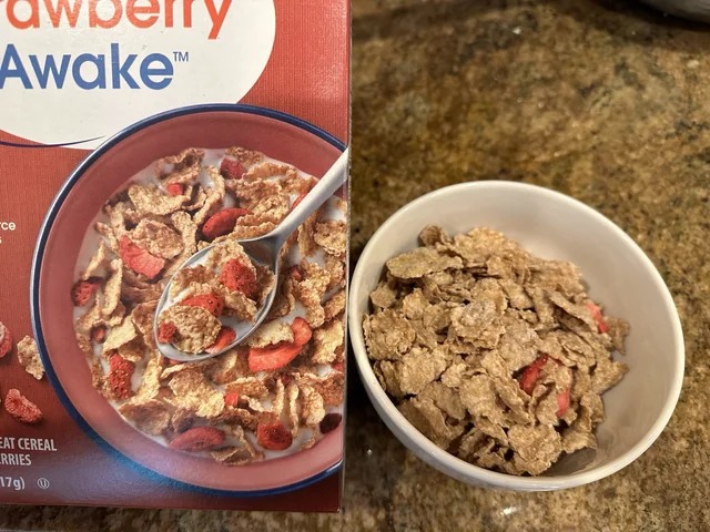 expectations vs reality - dish - erry Awake ce S Eat Cereal Rries 17g