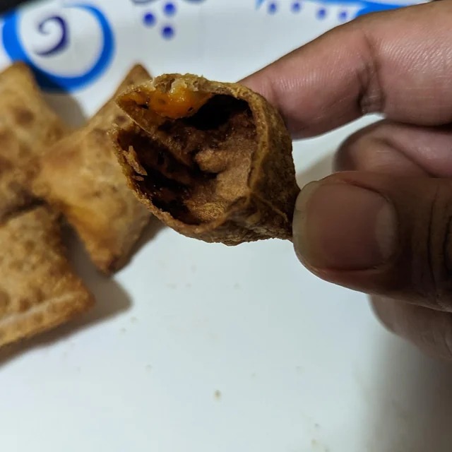 I was robbed! This pizza roll is just an empty shell.