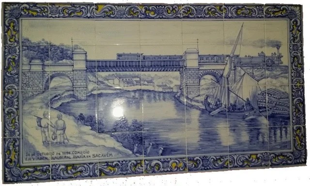 First Portuguese train got a tile tableau to remember it broke down on its maiden voyage, on October 26th 1856.