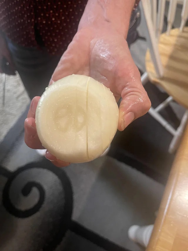 Onion with the number 80 on the inside