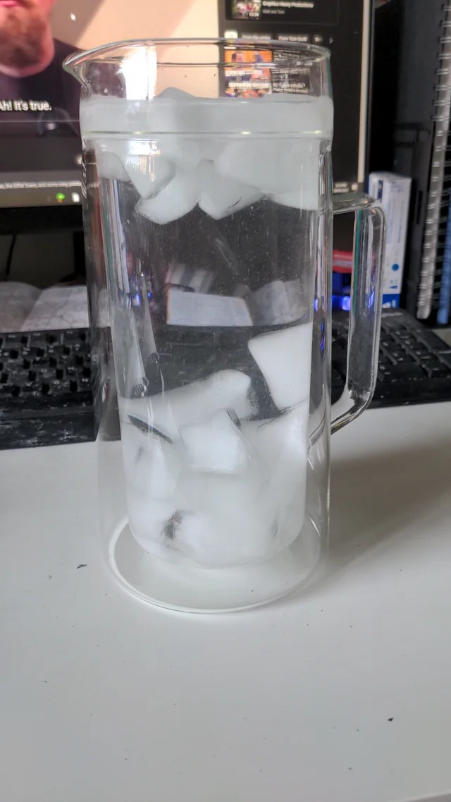 The ice from different trays floats differently