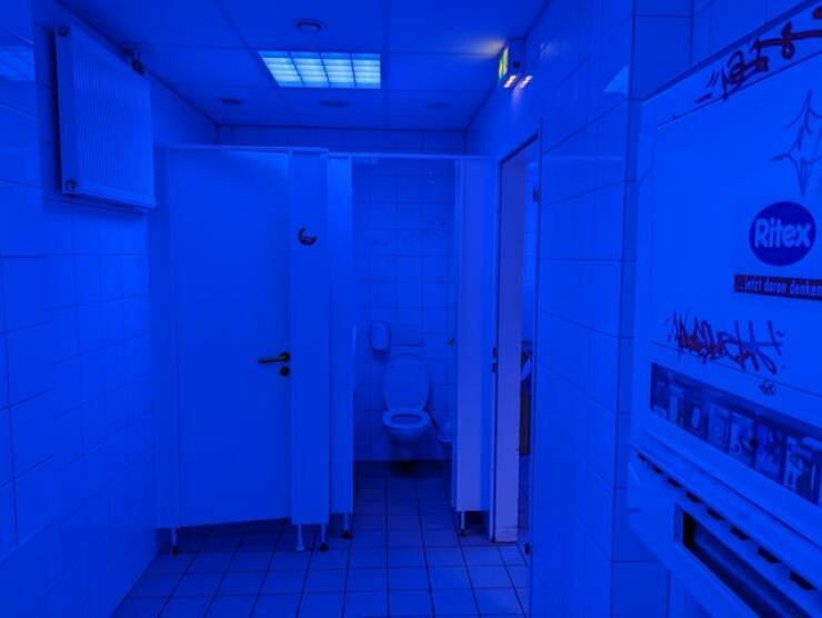 "Blue lit supermarket bathroom to prevent intravenous drug consumption"