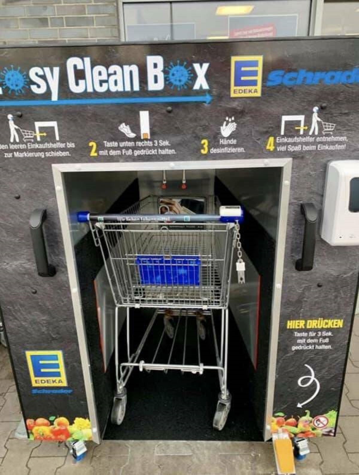 Shopping cart cleaning machines in Germany.
