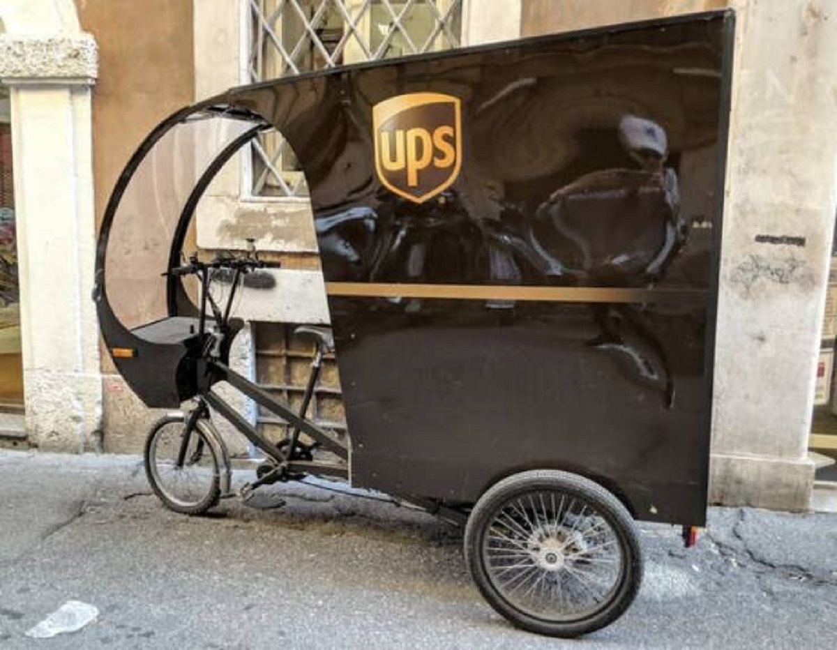 In Rome, Italy, there are UPS delivery bikes for narrow streets and alleyways.