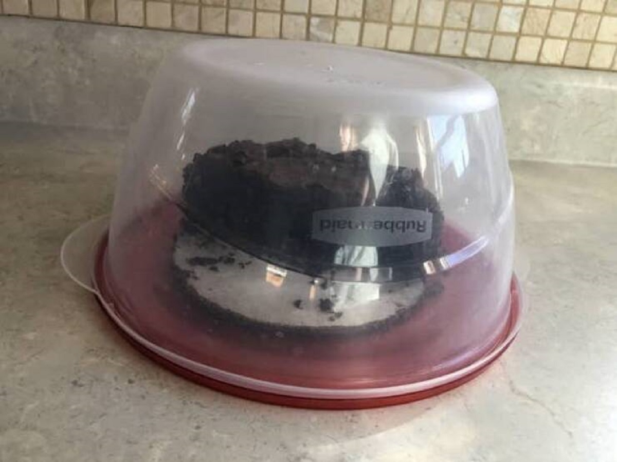 "Don’t have a cake dome? Use a plastic container upside down to store it."