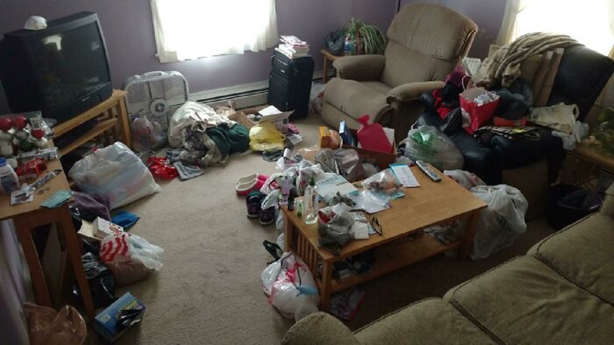 The Living Room Was Like This For 4 Months. All From One Person