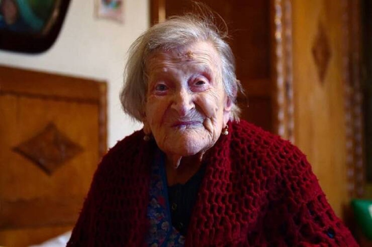 This is Emma Morano, the last living person to have been born in the 1800s:

Emma, born in 1899, died at the age of 117 in 2017 after a short reign as the oldest person alive. She's also, obviously, the last person to have lived in three different centuries.